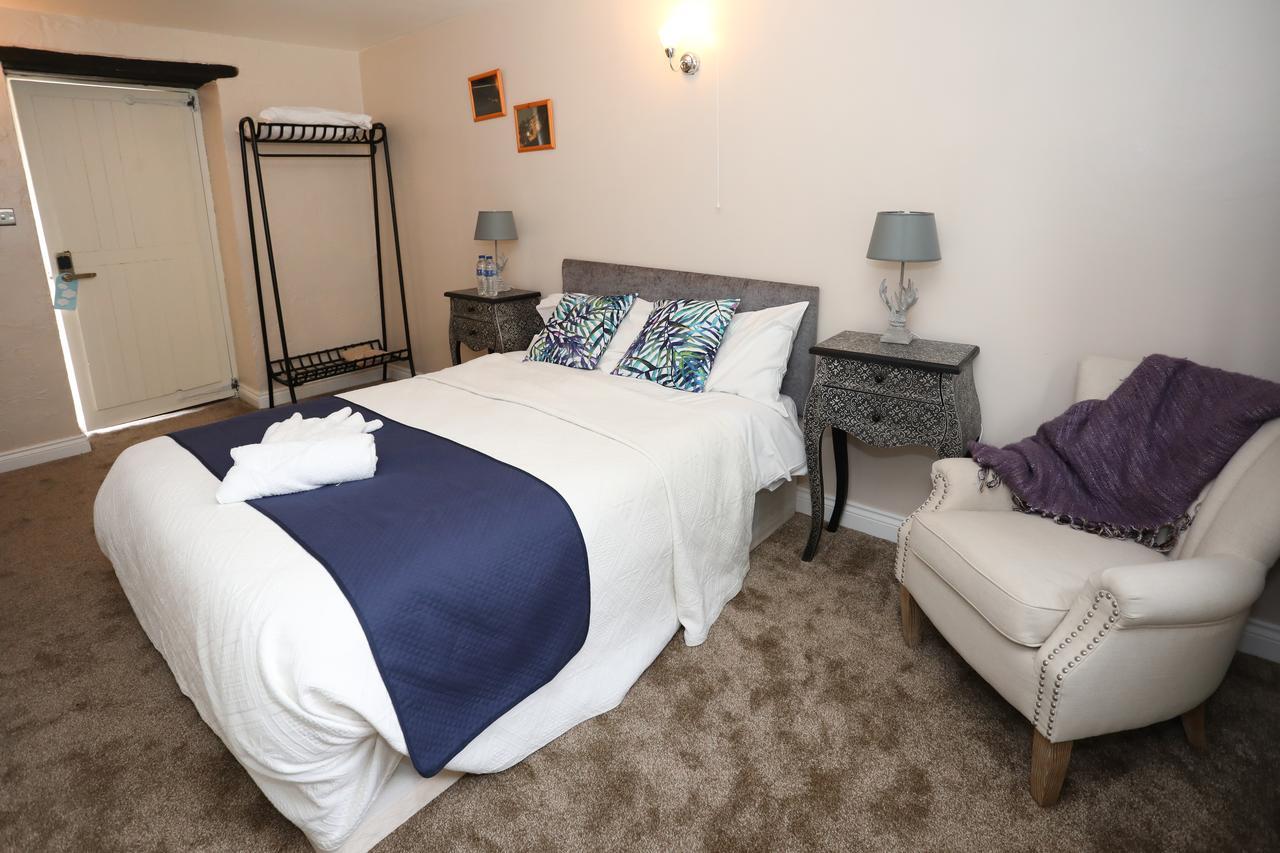 Merrymouth Fifield Exteriér fotografie